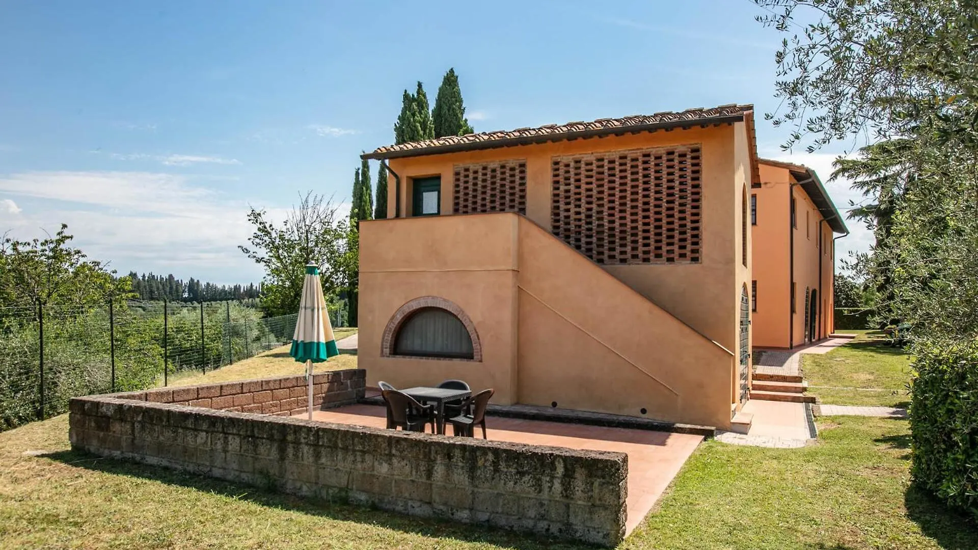 Fattoria Di Colleoli Guest House
