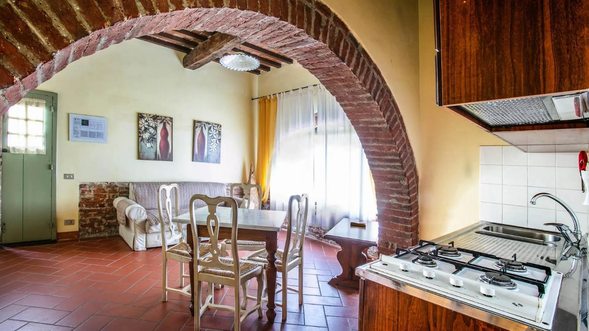 Fattoria Di Colleoli Guest House Italy