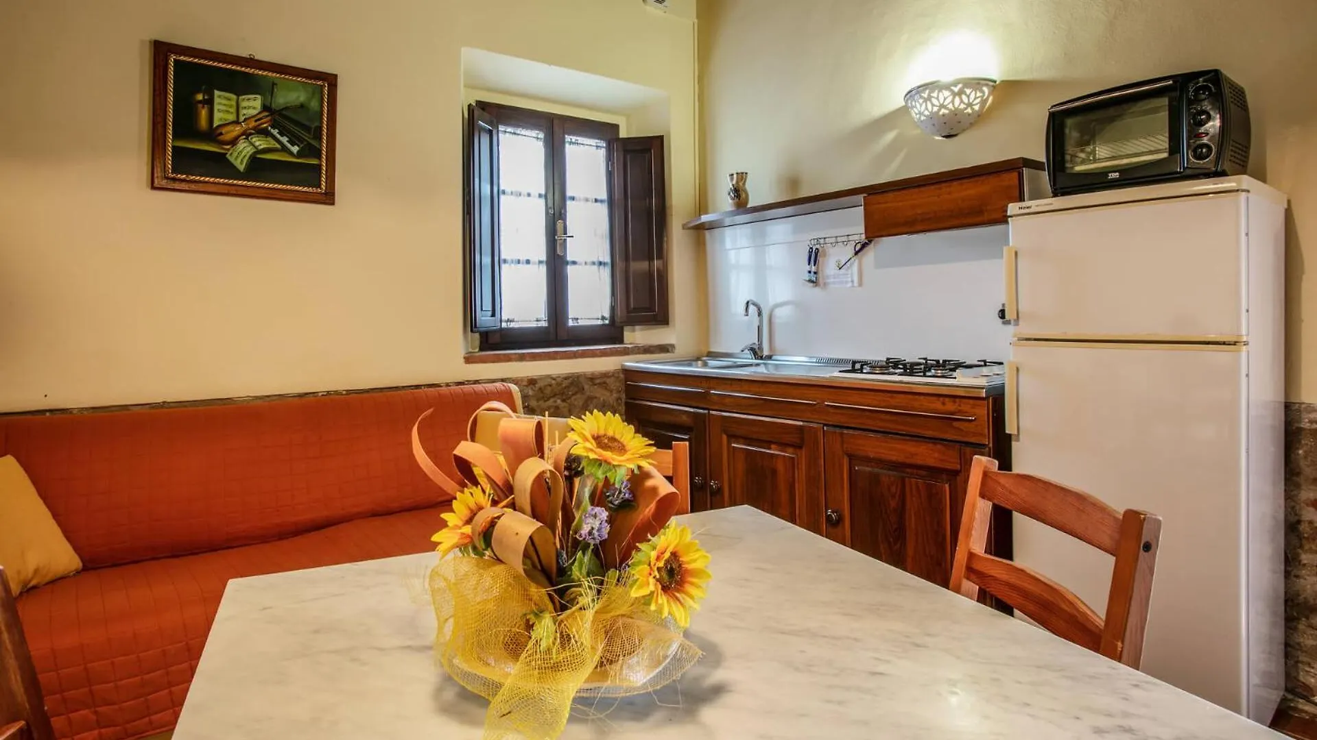 Fattoria Di Colleoli Guest House 0*,  Italy