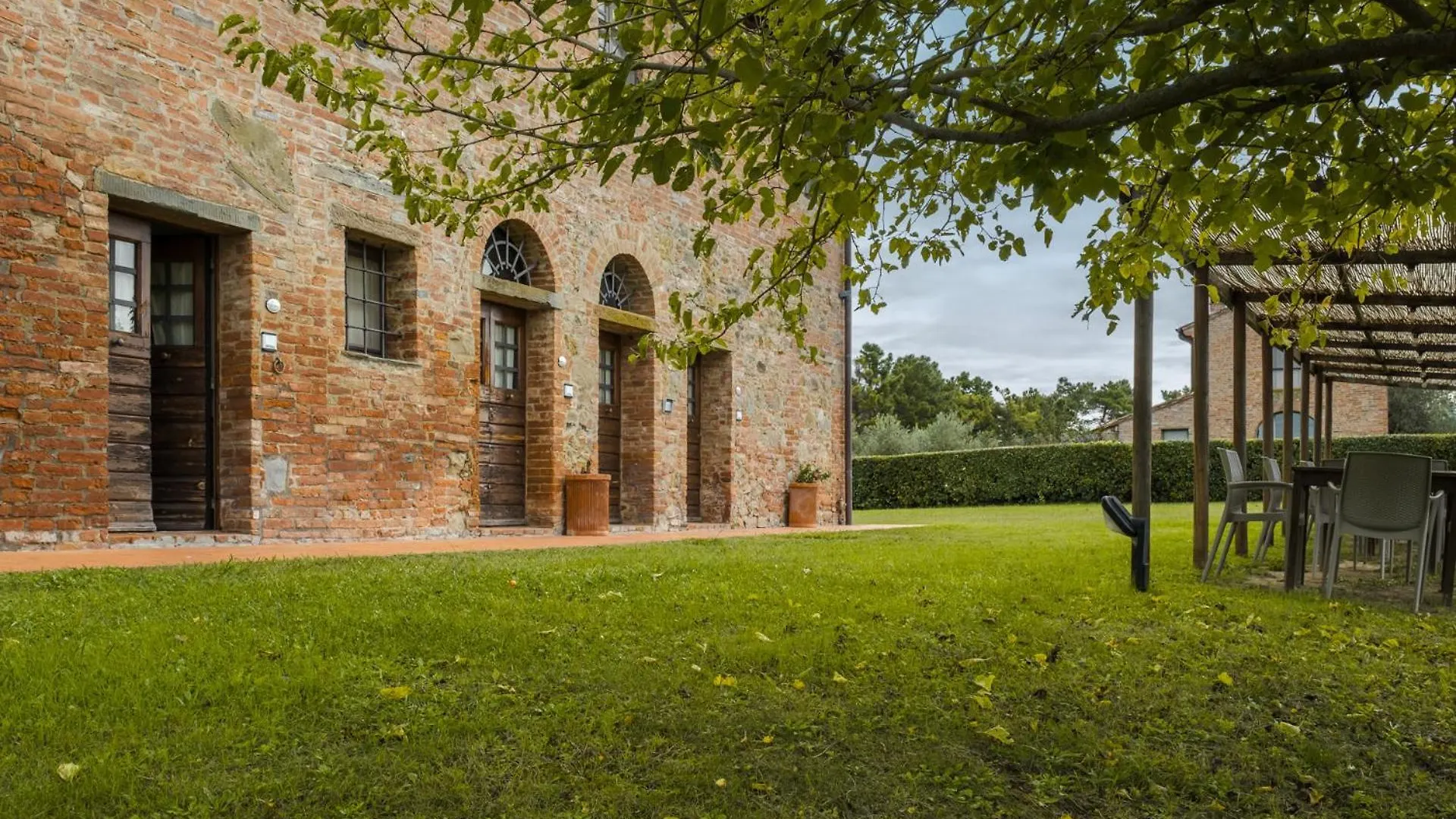 Fattoria Di Colleoli Guest House