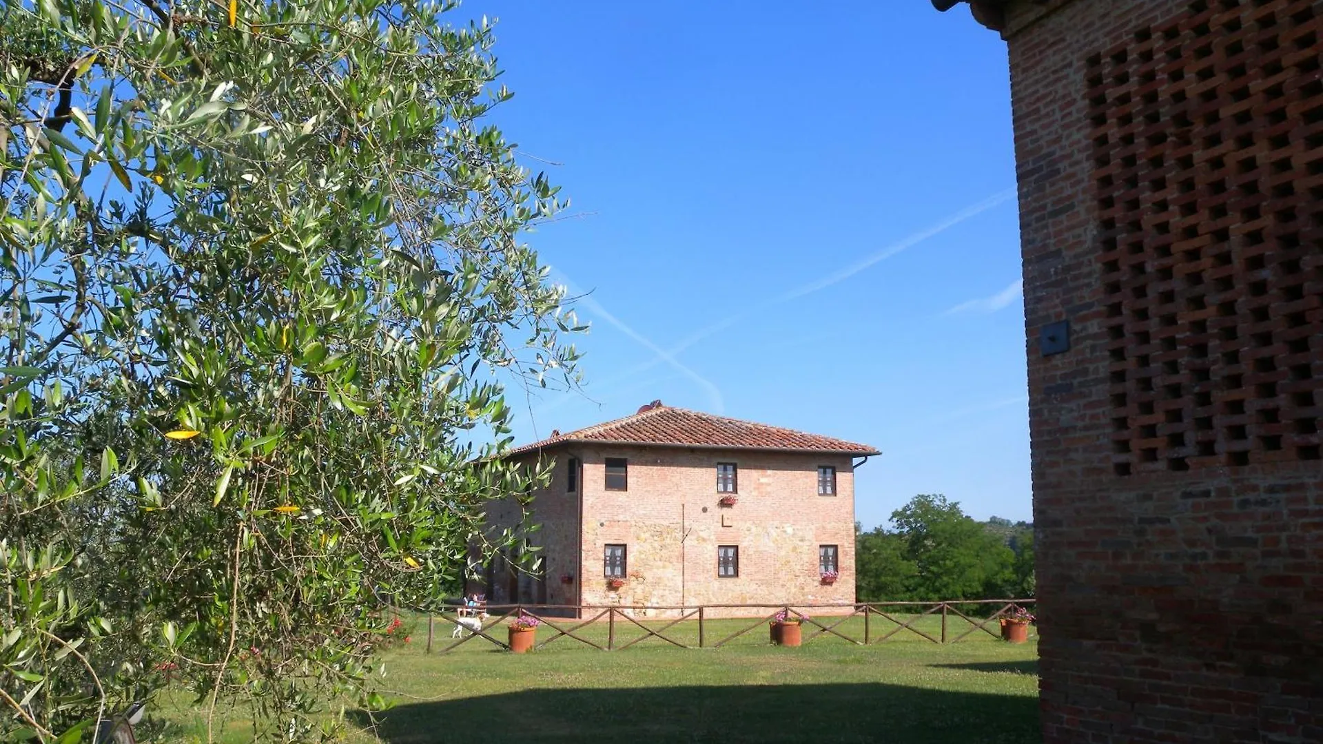 Casa di campagna Fattoria di Colleoli Affittacamere