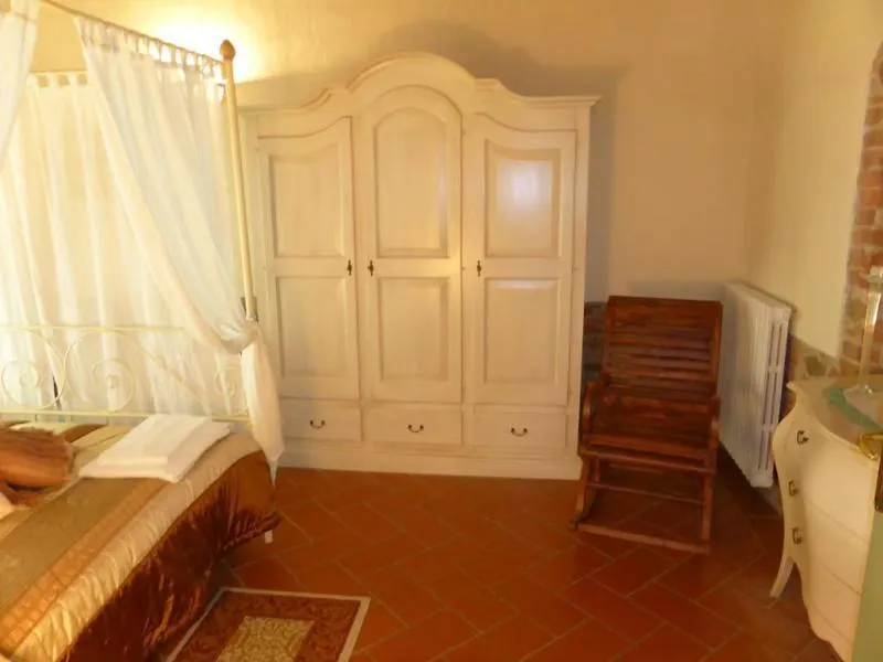 Fattoria Di Colleoli Guest House Country house