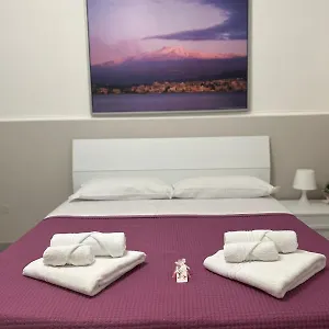 For Rent , Katania Włochy