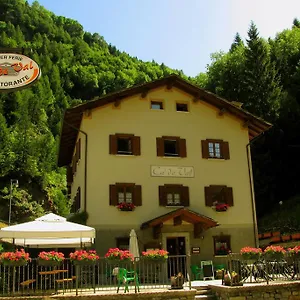 Casa Vacanze Ca' De Val Bed & Breakfast Campodolcino