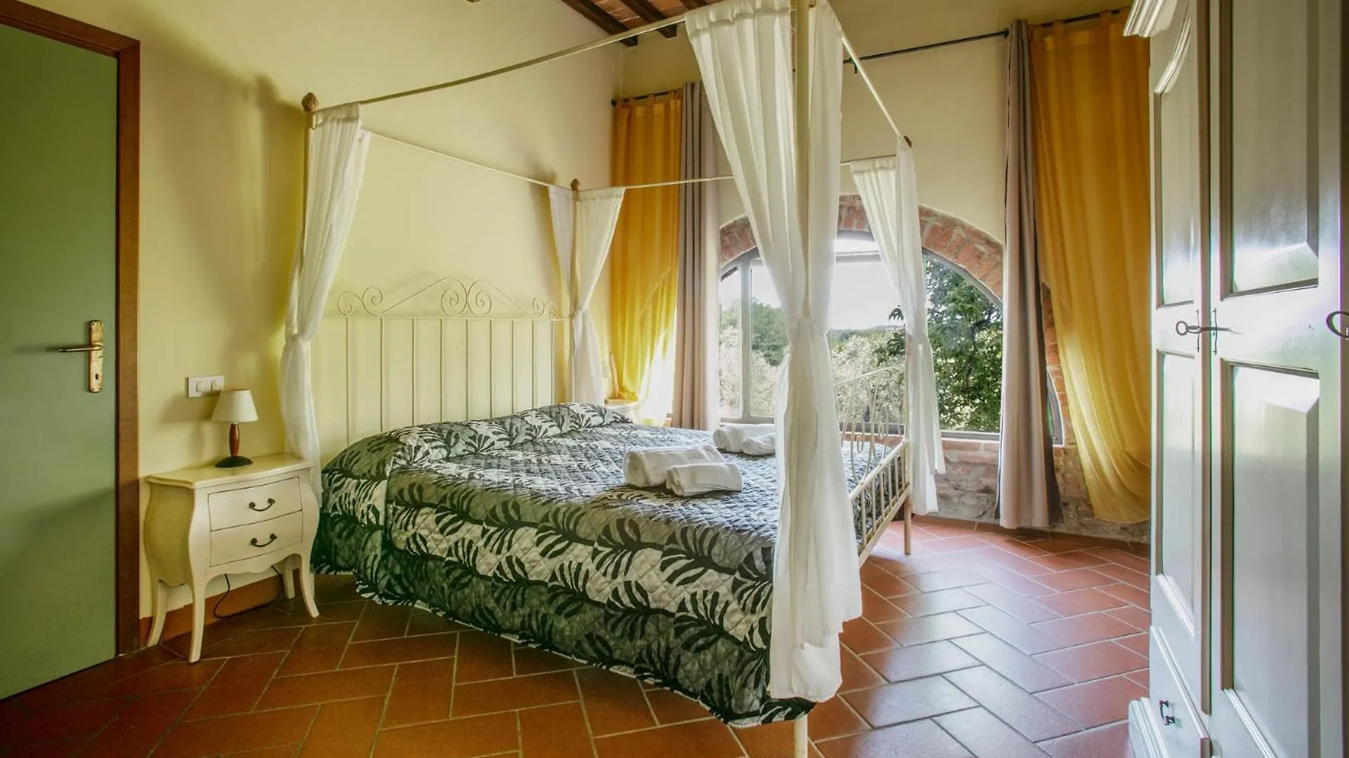 Fattoria Di Colleoli Guest House Country house